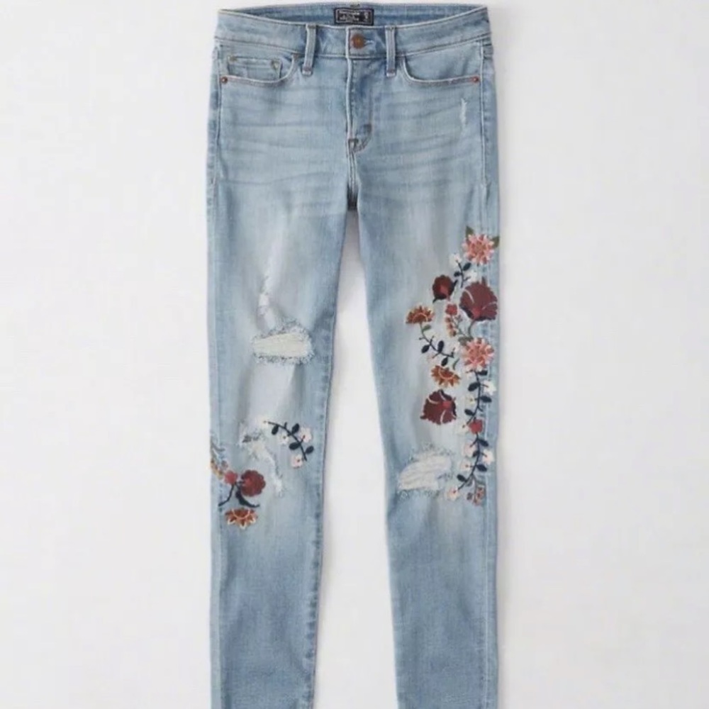 Abercrombie & Fitch Harper Jeans - Picture 2 of 2